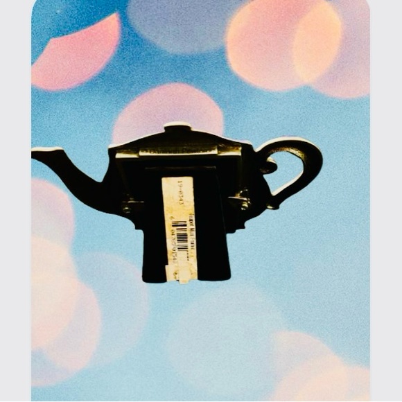 Danforth Handcrafted Metal Pewter Teapot Pic Frame 4 3/4 In x 3 1/8 In made USA - Picture 2 of 2